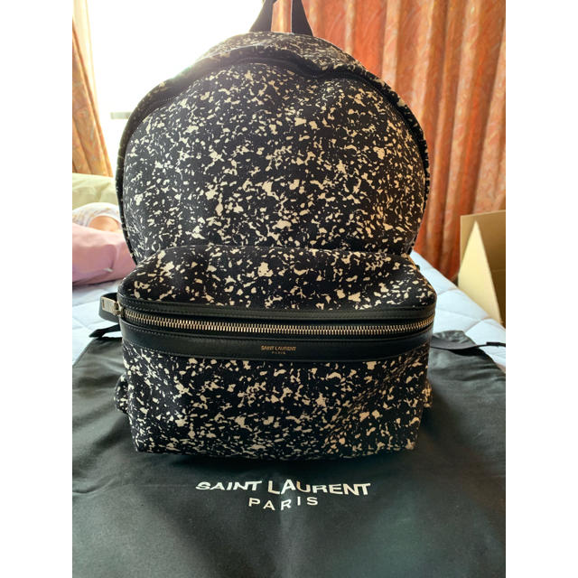 Saint Laurent(サンローラン)のSAINT LAURENT PARIS (サンローラン パリ) デイバック メンズのバッグ(バッグパック/リュック)の商品写真