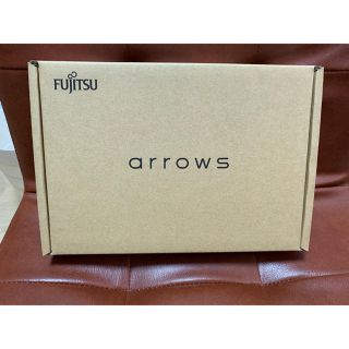 フジツウ(富士通)のarrows M04 ホワイト色 SIMフリー(スマートフォン本体)