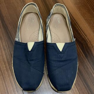 トムズ(TOMS)のTOMS スリッポン 美品 27.5センチ(スリッポン/モカシン)