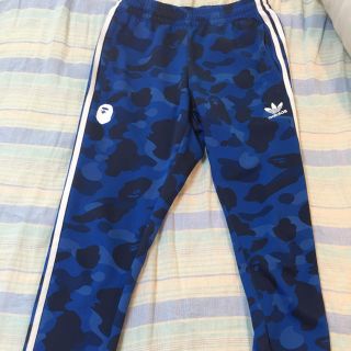 アベイシングエイプ(A BATHING APE)のadidas bape トラックパンツ(ジャージ)