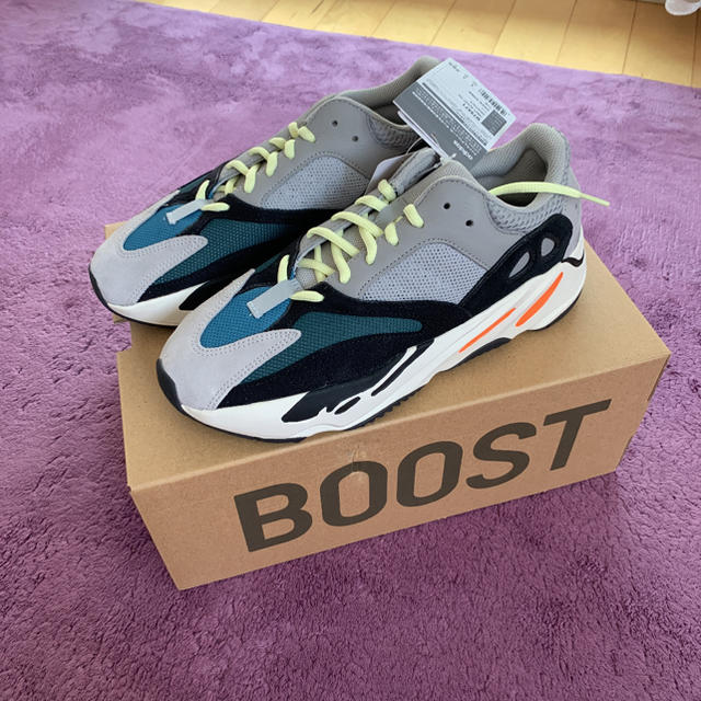 yeezy boost 700 mgh ソリッドグレー チョークホワイト コアブ