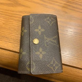 ルイヴィトン(LOUIS VUITTON)の【値下げ中】VUITTON キーケース(キーケース)