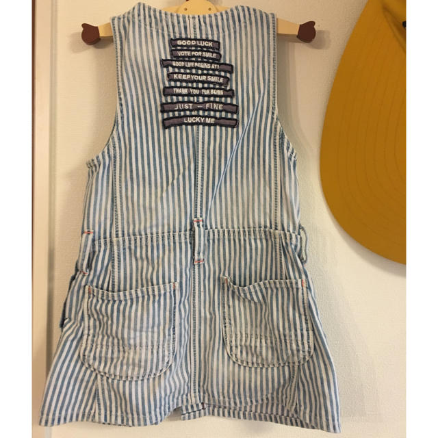 DENIM DUNGAREE(デニムダンガリー)のデニム＆ダンガリー ベスト 100㎝ キッズ/ベビー/マタニティのキッズ服男の子用(90cm~)(ジャケット/上着)の商品写真