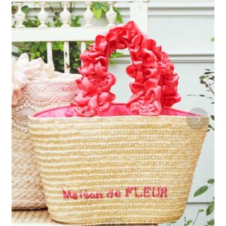 メゾンドフルール(Maison de FLEUR)のMaison de FLEUR ロゴフリルかごバック(かごバッグ/ストローバッグ)