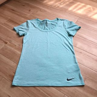 ナイキ(NIKE)のナイキドライＴシャツ Ｍ ライトグリーン(Tシャツ(半袖/袖なし))