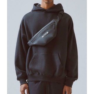 フィアオブゴッド(FEAR OF GOD)のFOG Essentials Waterproof Sling Bag(ウエストポーチ)