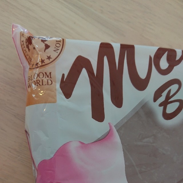 BLOOM(ブルーム)のBLOOM スクイーズ ムースパン チョコレートムース チョコレートの香り エンタメ/ホビーのおもちゃ/ぬいぐるみ(その他)の商品写真