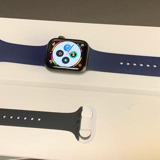 アップルウォッチ(Apple Watch)の美品 Apple watch series4 GPS 44mm おまけ付き(その他)