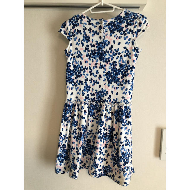 PETIT BATEAU(プチバトー)のPETIT BATEAU プチバトー 花柄ワンピース  キッズ/ベビー/マタニティのキッズ服女の子用(90cm~)(ワンピース)の商品写真