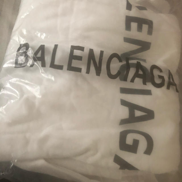 Balenciaga - バレンシアガ パーカー