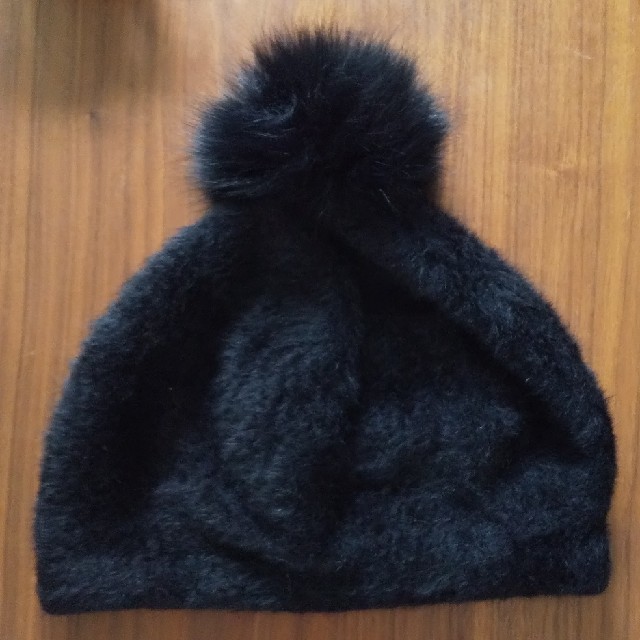 INGNI(イング)のINGNI ベレー帽 黒 ファー付き レディースの帽子(その他)の商品写真