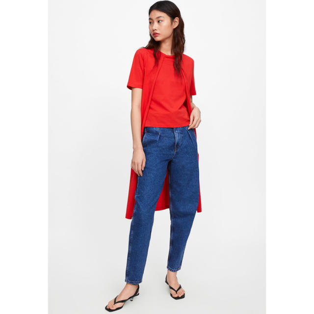 ZARA(ザラ)のZARA / カットアウトディール入りロング丈Ｔシャツ レディースのトップス(Tシャツ(半袖/袖なし))の商品写真