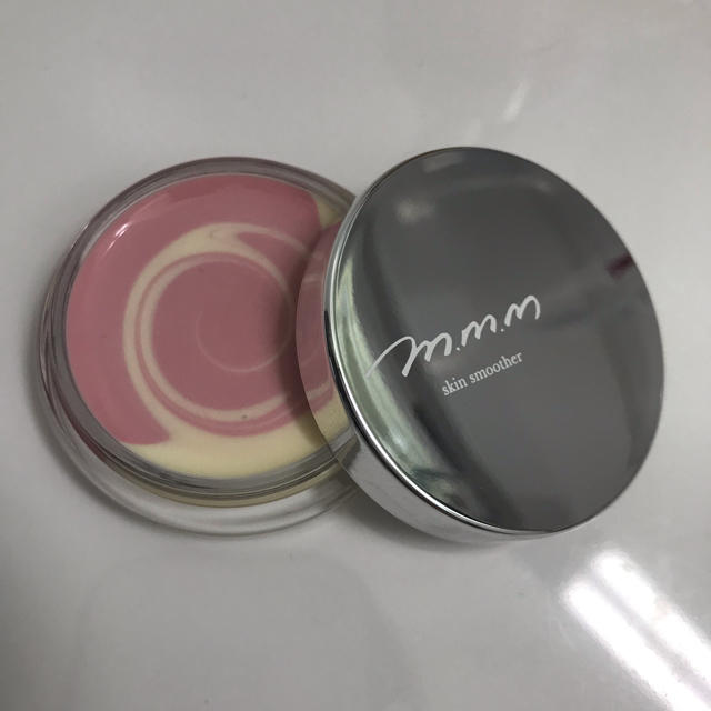 Cosme Kitchen(コスメキッチン)のmmm ムー スキンスムーザー コスメ/美容のベースメイク/化粧品(化粧下地)の商品写真