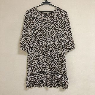 ザラ(ZARA)の花柄チュニック(チュニック)