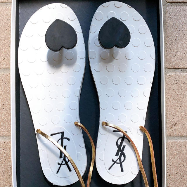 Saint Laurent(サンローラン)の【最終値下げ】YSL/イヴ・サンローラン/サンダル/39/サンローラン レディースの靴/シューズ(サンダル)の商品写真