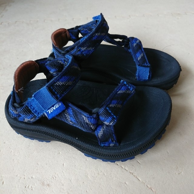 Teva(テバ)の★kaila様専用★tevaサンダル キッズ15㎝ キッズ/ベビー/マタニティのキッズ靴/シューズ(15cm~)(サンダル)の商品写真