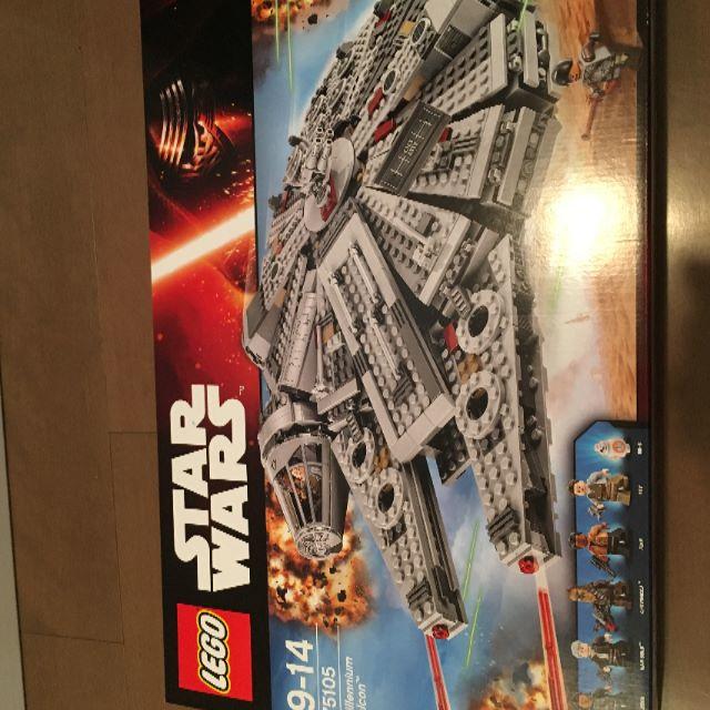 Lego(レゴ)のレゴ　75105　Millenium Falcon　新品未開封品 エンタメ/ホビーのおもちゃ/ぬいぐるみ(模型/プラモデル)の商品写真