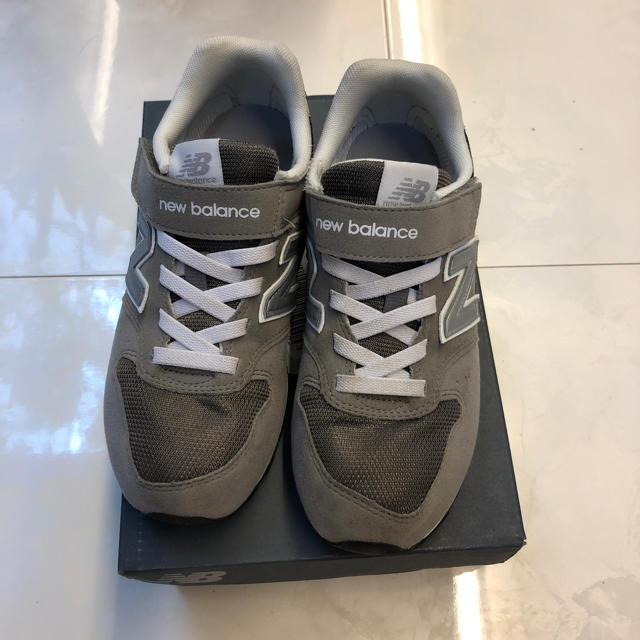 New Balance(ニューバランス)の[  ニューバランス ] new balance キッズシューズ KV996 キッズ/ベビー/マタニティのキッズ靴/シューズ(15cm~)(スニーカー)の商品写真