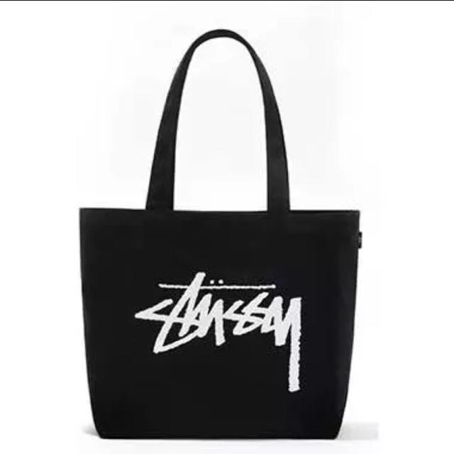 STUSSY(ステューシー)の【新品】ステューシー　 ロゴ入りビッグトートバッグ　 黒 メンズのバッグ(トートバッグ)の商品写真