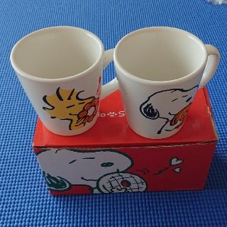 スヌーピー(SNOOPY)のミスタードーナツ スヌーピー マグカップ２つ(ノベルティグッズ)