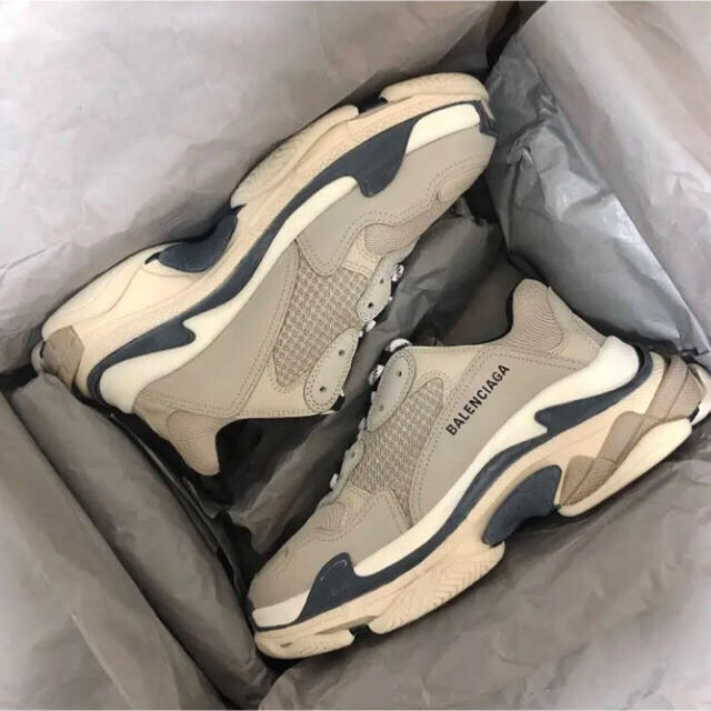 Balenciaga triple s バニラ靴/シューズ