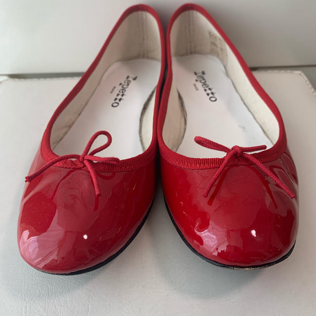 repetto(レペット)のrepetto レッドバレエ パンプス レディースの靴/シューズ(ハイヒール/パンプス)の商品写真