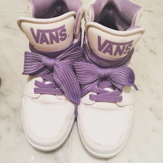 ヴァンズ(VANS)のVANS♡パープルリボンスニーカー(スニーカー)