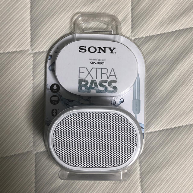 SONY(ソニー)のSONY ワイヤレスポータブルスピーカー SRS-XB01 スマホ/家電/カメラのオーディオ機器(スピーカー)の商品写真