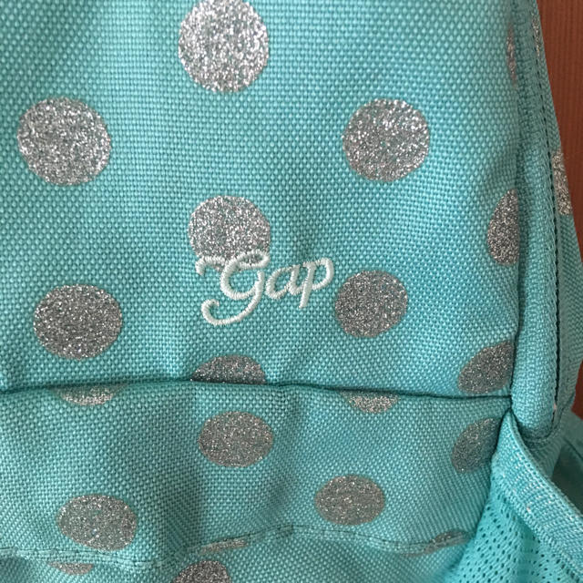 GAP(ギャップ)のGAPのリュック キッズ/ベビー/マタニティのこども用バッグ(リュックサック)の商品写真