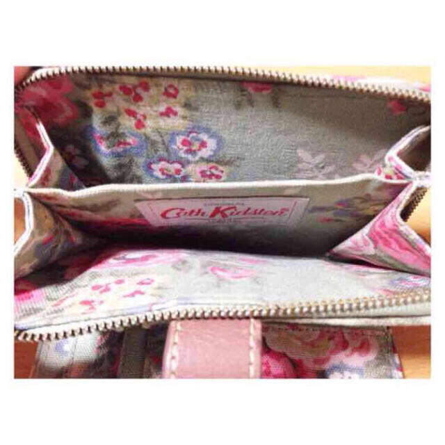 Cath Kidston(キャスキッドソン)のCath Kidston 財布 レディースのファッション小物(財布)の商品写真