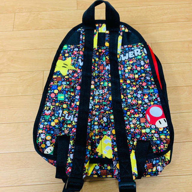 LeSportsac(レスポートサック)のレスポートサック マリオ コラボ リュック エンタメ/ホビーのおもちゃ/ぬいぐるみ(キャラクターグッズ)の商品写真