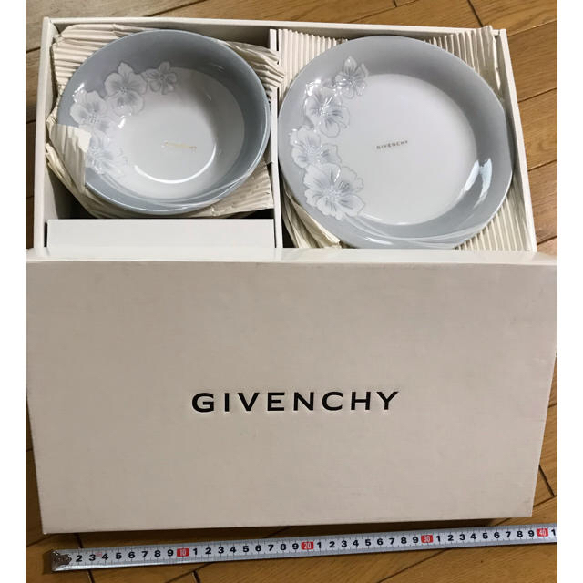 GIVENCHY⭐️プレート＆ボウル 各5枚セット⭐️2箱