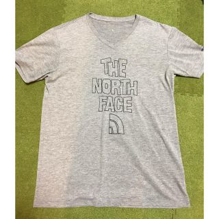 ザノースフェイス(THE NORTH FACE)のTHE NORTH FACE Tシャツ グレー Lサイズ(Tシャツ/カットソー(半袖/袖なし))