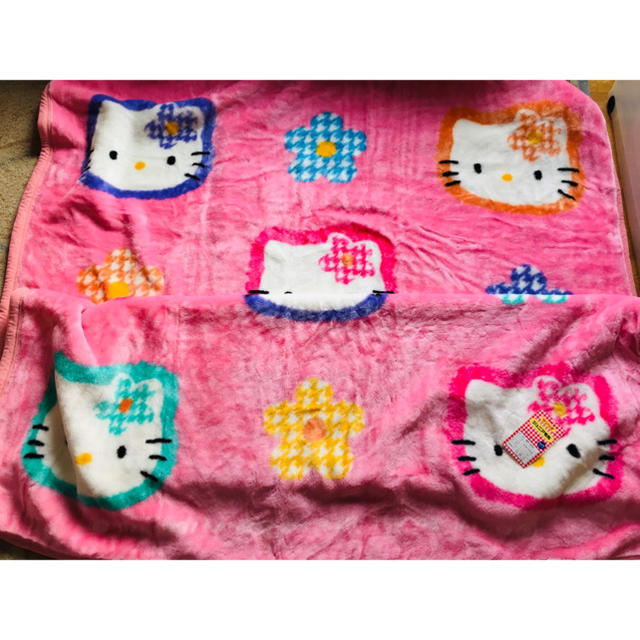 公式通販 サンリオ ハローキティ 毛布 レトロ ecousarecycling.com