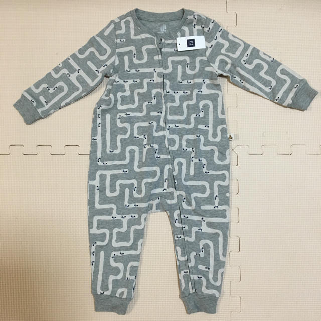 babyGAP(ベビーギャップ)の長袖ロンパース  新品未使用 キッズ/ベビー/マタニティのベビー服(~85cm)(ロンパース)の商品写真