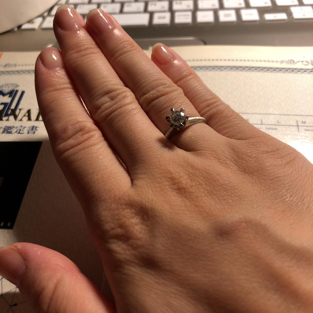 ねここ様用 たてづめダイヤモンドリング0.46カラット  プラチナ800 レディースのアクセサリー(リング(指輪))の商品写真