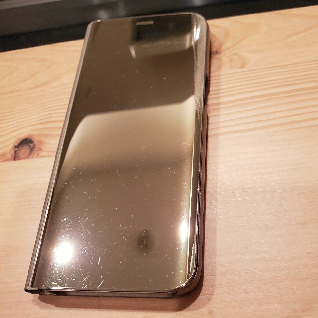 Galaxy(ギャラクシー)のGALAXY S8 純正カバーゴールド　CLEAR VIEW COVER　中古　 スマホ/家電/カメラのスマホアクセサリー(Androidケース)の商品写真