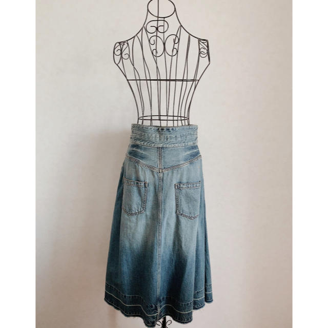 MUVEIL WORK(ミュベールワーク)のmuveilデニムスカート レディースのスカート(ひざ丈スカート)の商品写真