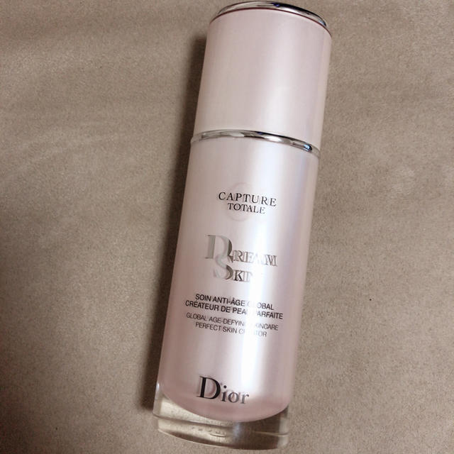 ほぼ未使用 Dior DREAM SKIN 50ml