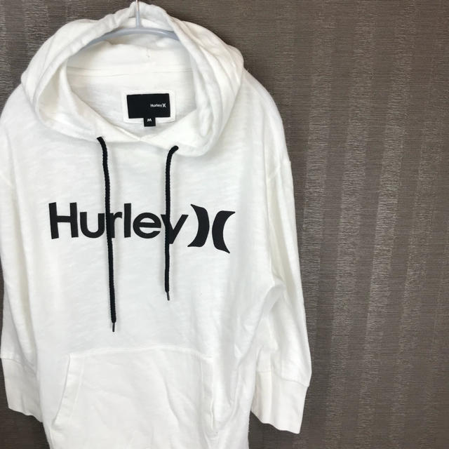 Hurley(ハーレー)のハーレー Hurley パーカー 秋物 七分袖 ロゴ レディースのトップス(パーカー)の商品写真