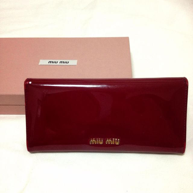 miumiu(ミュウミュウ)のmiu miu♡長財布 レディースのファッション小物(財布)の商品写真