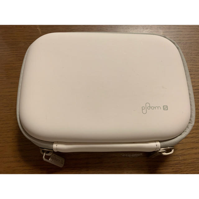 PloomTECH(プルームテック)のゆうえい様専用 付属品付き Ploom S 白黒セット おまけ純正ポーチ付  メンズのファッション小物(タバコグッズ)の商品写真