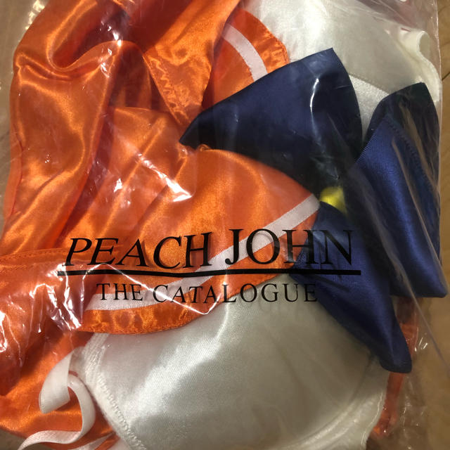 PEACH JOHN(ピーチジョン)の新品 E70/M 美少女戦士セーラームーン セーラービーナス なりきりブラセット レディースの下着/アンダーウェア(ブラ&ショーツセット)の商品写真