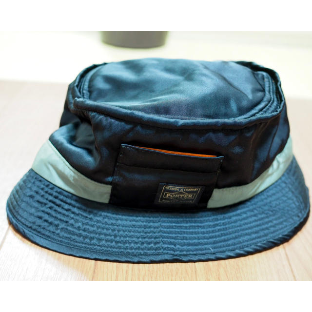 PORTER×BEAMSのコラボ帽子