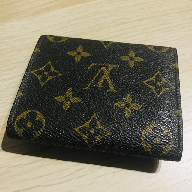 特価品????LOUIS VUITTON 三つ折り財布！ 2