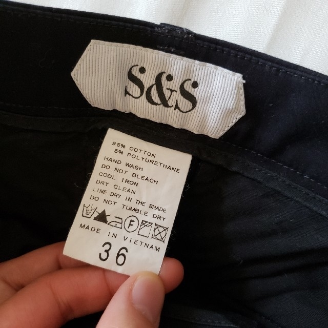 Spick & Span(スピックアンドスパン)のスピックアンドスパン⭐クールなブラックパンツ⭐36 レディースのパンツ(クロップドパンツ)の商品写真