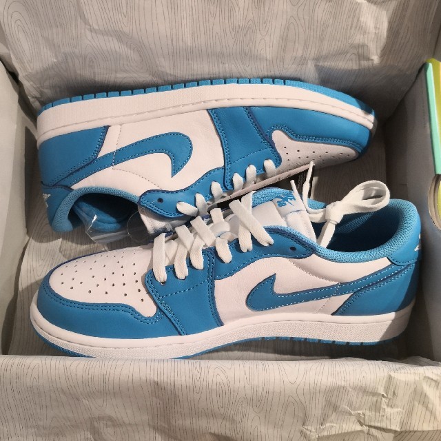 NIKE(ナイキ)の27.5 Nike SB Jordan 1 Low UNC メンズの靴/シューズ(スニーカー)の商品写真