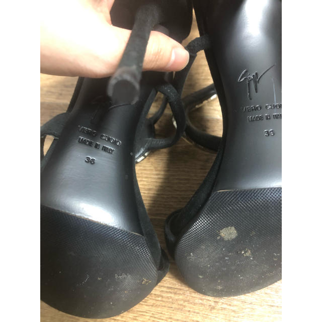 GIUZEPPE ZANOTTI(ジュゼッペザノッティ)の本日支払可能限定ジュゼッペザノッティ ビジュー パンプス ピンヒール スネーク レディースの靴/シューズ(ハイヒール/パンプス)の商品写真