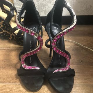 ジュゼッペザノッティ(GIUZEPPE ZANOTTI)の本日支払可能限定ジュゼッペザノッティ ビジュー パンプス ピンヒール スネーク(ハイヒール/パンプス)