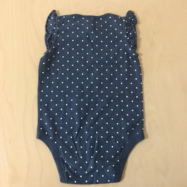 babyGAP(ベビーギャップ)の【9/16までお値下げ中】baby GAP ベビーギャップ ロンパース ドット柄 キッズ/ベビー/マタニティのベビー服(~85cm)(ロンパース)の商品写真